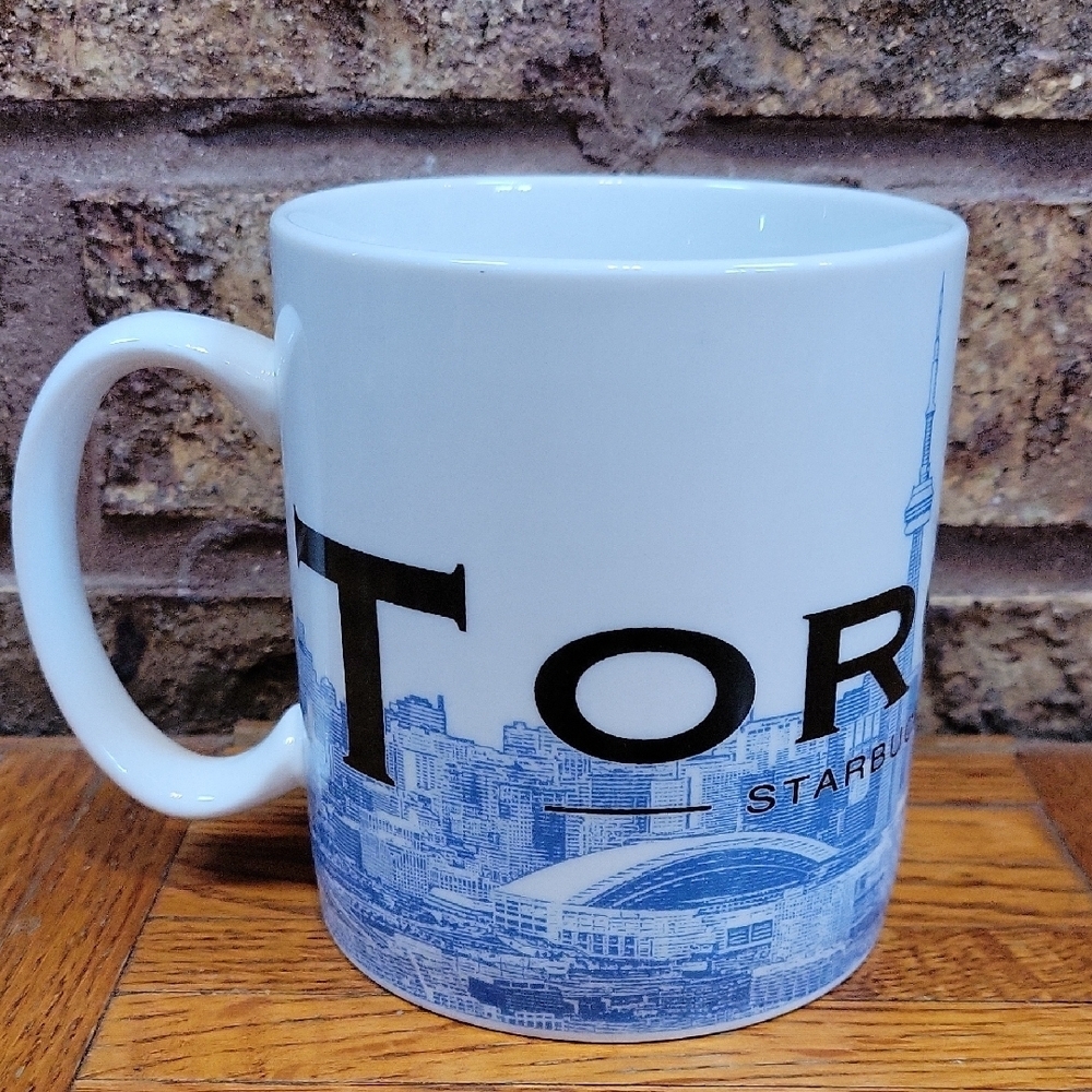 Starbucks Barista Skyline Series One Toronto Vintage 2002 Collectible Mug
